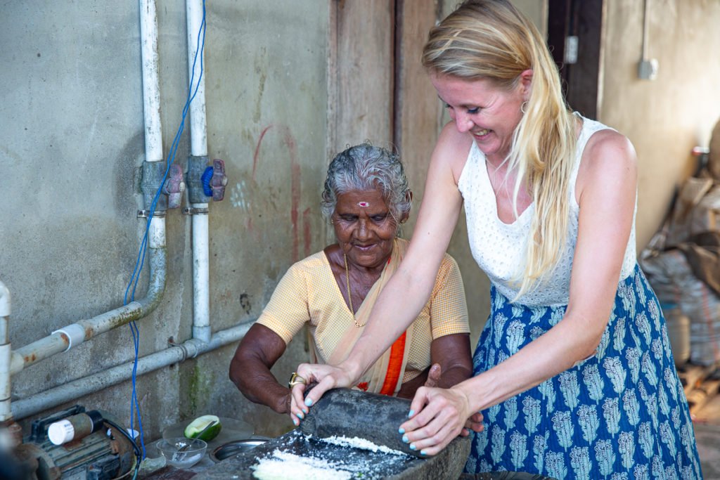 Alleppey Backwater Houseboat Tour with chutney making