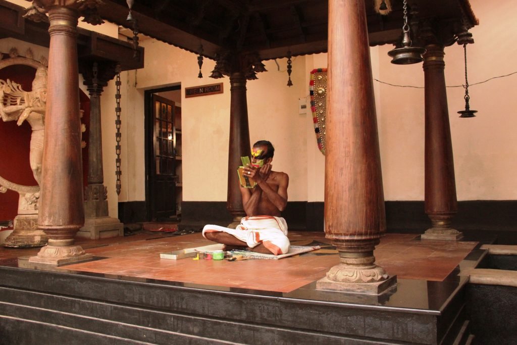 Kerala houseboat tour with a visit to Greenix Village